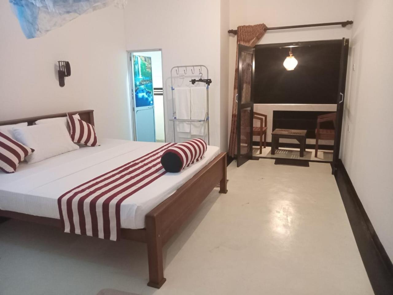 Little Villa Guest House Ahangama Rum bild