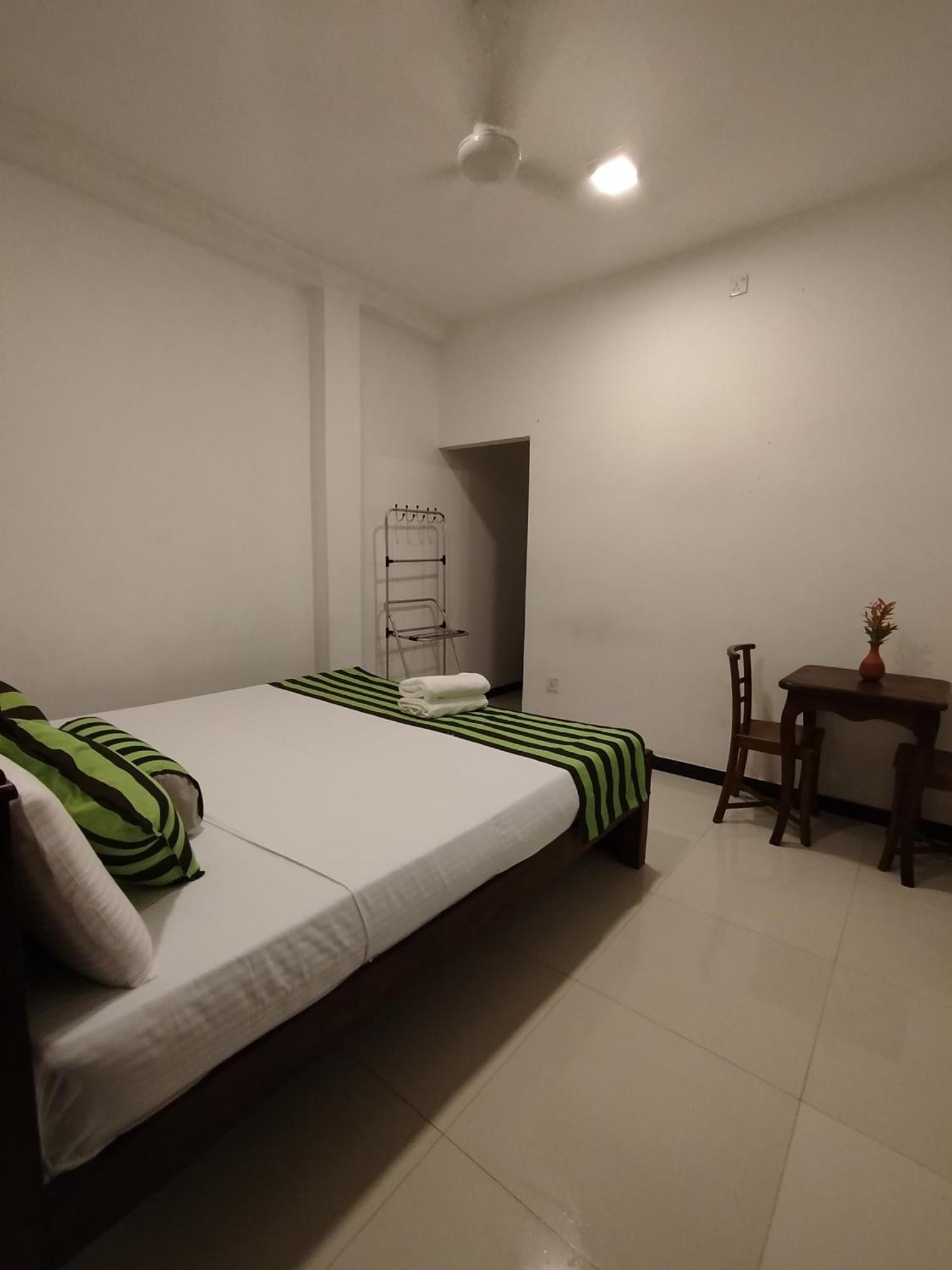 Little Villa Guest House Ahangama Rum bild